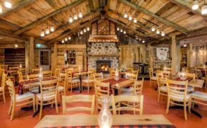 cabane-a-sucre-sucrerie-de-la-montagne-quebec-le-mag