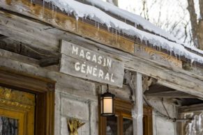 Sucrerie de la Montagne : magasin général - Cabane à Sucres au Québec
