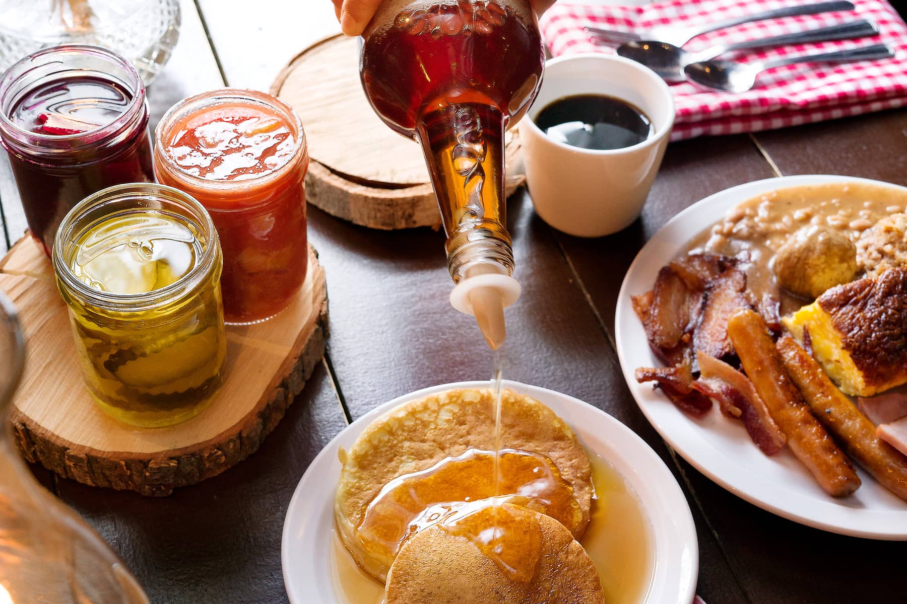 Temps des sucres à la Sucrerie de la Montagne