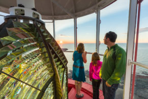 Site Historique Maritime de la Pointe au Père - Visite du Phare