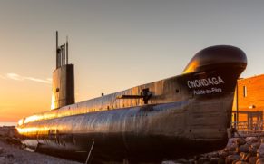 site-maritime-phare-pointe-au-pere-bas-saint-laurent-sous-marin-quebec-le-mag