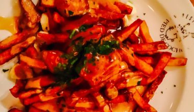sur-la-route-des-poutines-plat-traditionnel-quebec-le-mag