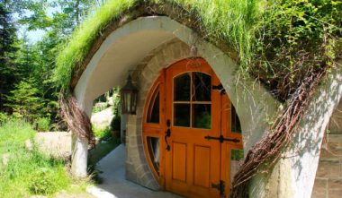 entre-cimes-et-racines-maison-hobbit-quebec-le-mag