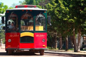 village-historique-val-jalbert-saguenay-lac-saint-tramway-jean-quebec-le-mag