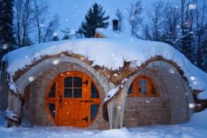 entre-cimes-et-racines-maison-hobbit-quebec-le-mag