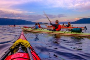 Kayak de mer dans le Fjord du Saguenay - Saguenay-Lac-Saint-Jean Québec - Fjord en Kayak