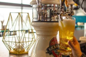 hotel-chateau-joliette-lanaudiere-bar-biere-quebec-le-mag