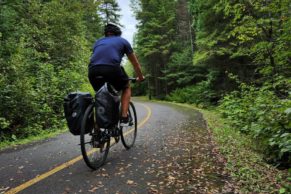 Balade à vélo au Saguenay-Lac-Saint-Jean - Photo Equinox Aventure