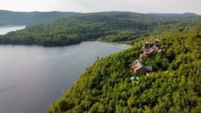 Hotel Sacacomie vue aérienne
