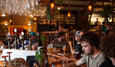 microbrasserie-a-labri-de-la-tempete-biere-interieur-quebec-le-mag