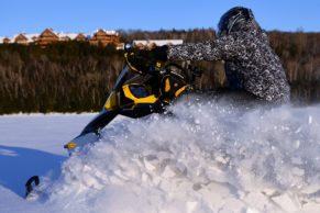 hotel-sacacomie-mauricie-motoneige-quebec-le-mag