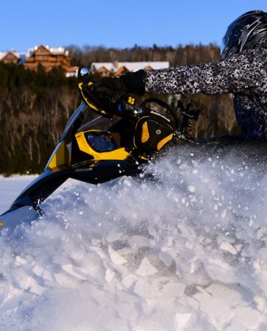 hotel-sacacomie-mauricie-motoneige-quebec-le-mag