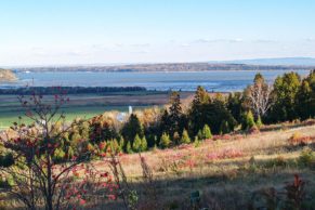 ville-de-tadoussac-cote-nord-paysage-quebec-le-mag