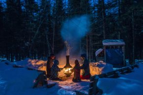 hebergement-aux-cinq-sens-feu-camp-quebec-le-mag