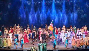 la-fabuleuse-histoire-un-royaume-tous-en-scene-quebec-le-mag