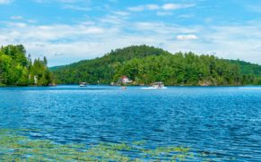 ete-lac-authentik-canada-agence-sur-mesure-canada-quebec-le-mag
