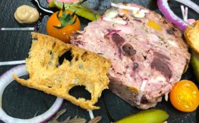 restaurant-Mouton-Noir-terrine-charlevoix-quebec-le-mag