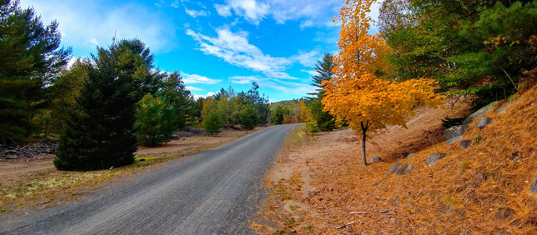 circuit-ptit-train-du-nord-laurentides-piste-cyclable-automne-quebec-le-mag