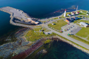 vue-aerienne-site-maritime-de-la-pointe-au-pere-quebec-le-mag