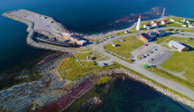 vue-aerienne-site-maritime-de-la-pointe-au-pere-quebec-le-mag