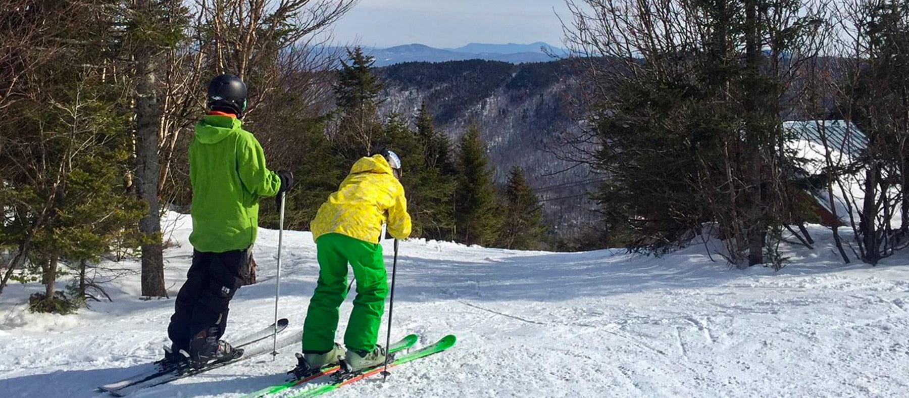 vue-mont-sutton-hiver-quebec-quebec-le-mag