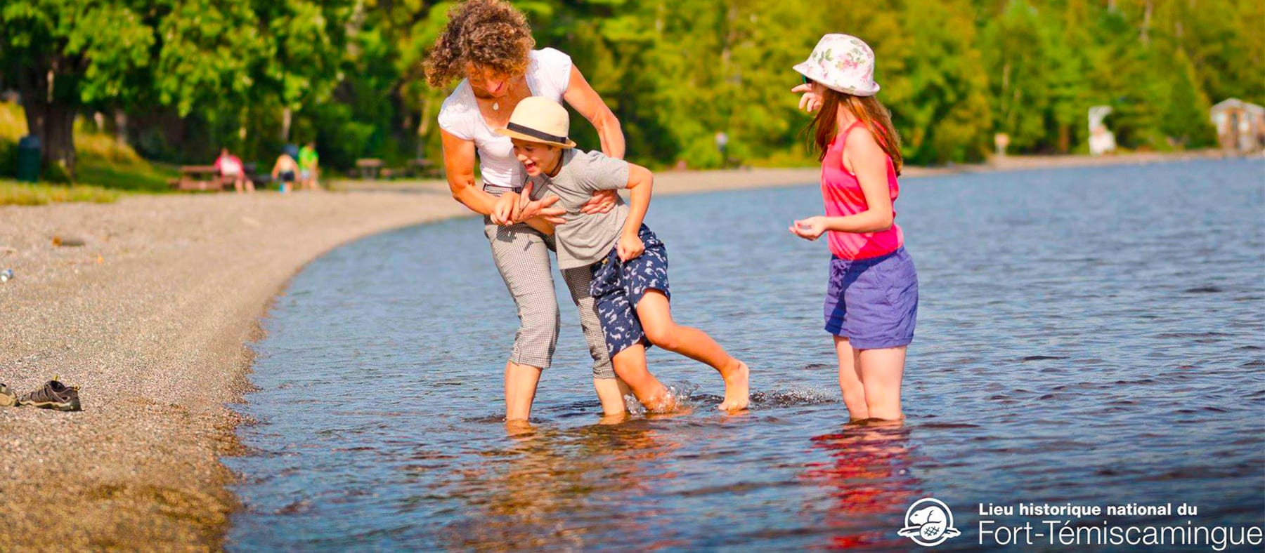sur-la-route-des-explorateurs-siel-canada-lieu-fort-temiscamingue-quebec-le-mag