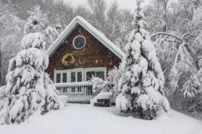 hiver-domaine-des-dunes-camping-chalet-tadoussac-quebec-le-mag