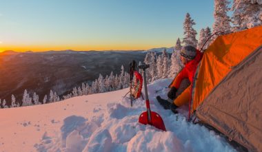 dormir-dehors-en-hiver-quebec-le-mag