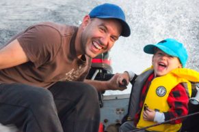 famille-bateau-domaine-pinegrove-outaouais-quebec-le-mag