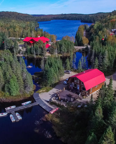 pourvoirie-saint-zenon-vue-aerienne-quebec-le-mag