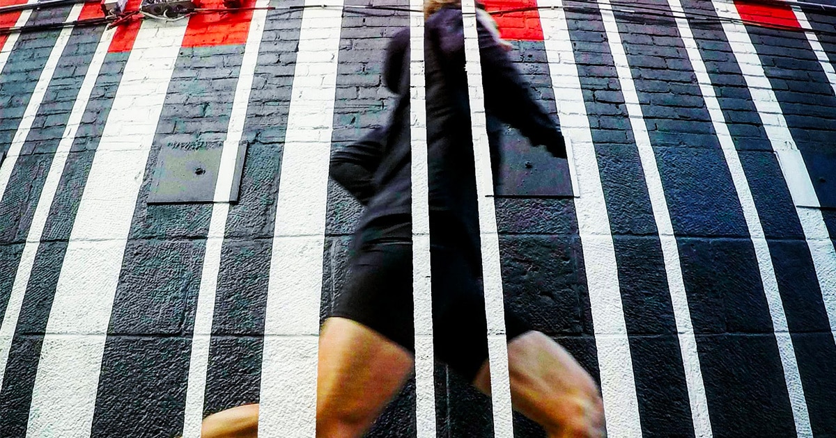 barcode-portrait-joan-roch-quebec-le-mag