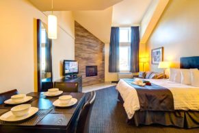 hotel-vacances-tremblant-laurentides-chambre-standard-quebec-le-mag