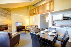 hotel-vacances-tremblant-laurentides-mezzanine-quebec-le-mag