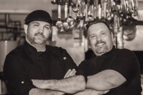 Les chefs du restaurant Baumier à l'Hotel du Jardin au Lac du Saguenay