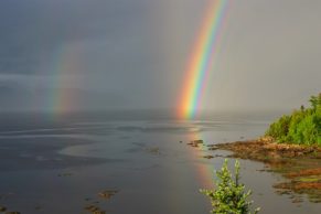 arc-en-ciel-auberge-de-la-riviere-saguenay-chalet-quebec-le-mag