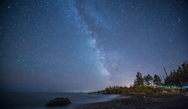 ciel-etoile-Parc-du-Bourg-de-Pabos-chandler-gaspesie-quebec-le-mag