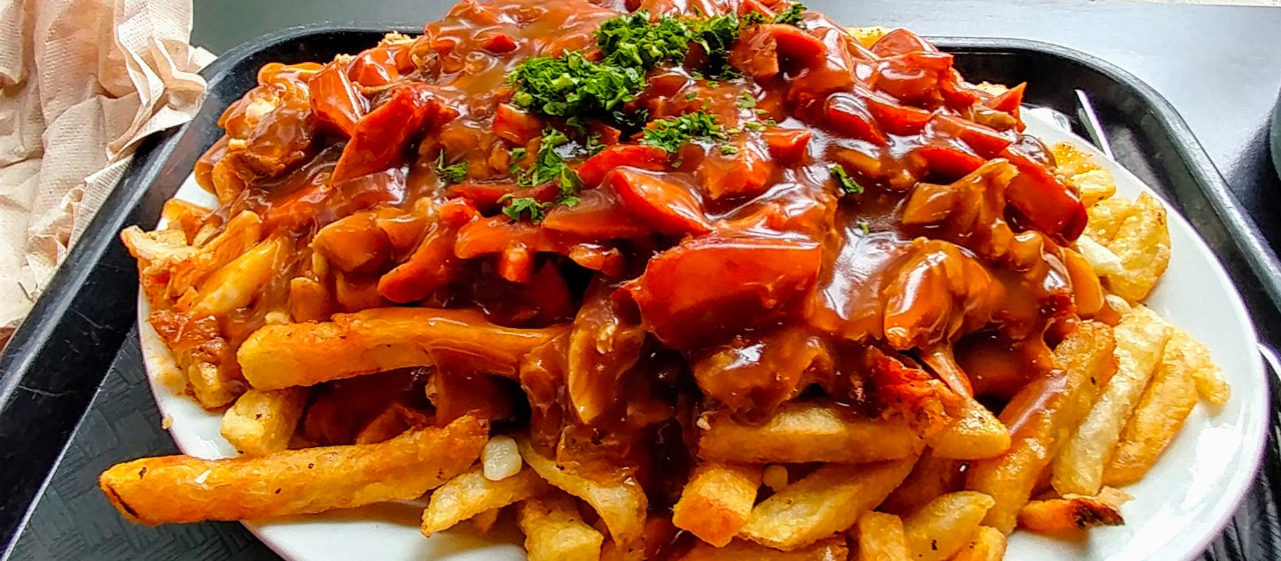 cliche-quebecois-mythe-ou-realite-poutine-quebec-le-mag