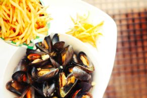 cuisine-moule-frite-auberge-eva-lac-bouchette-saguenay-lac-saint-jean-quebec-le-mag