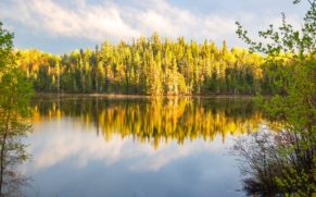 mon-adresse-a-louer-chalet-vue-lac-saguenay-lac-saint-jean-quebec-le-mag