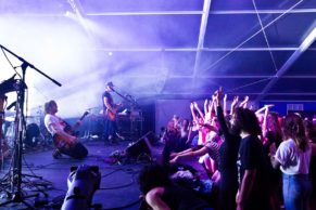 spectacle-festival-en-chansons-petite-vallee-gaspesie-quebec-le-mag