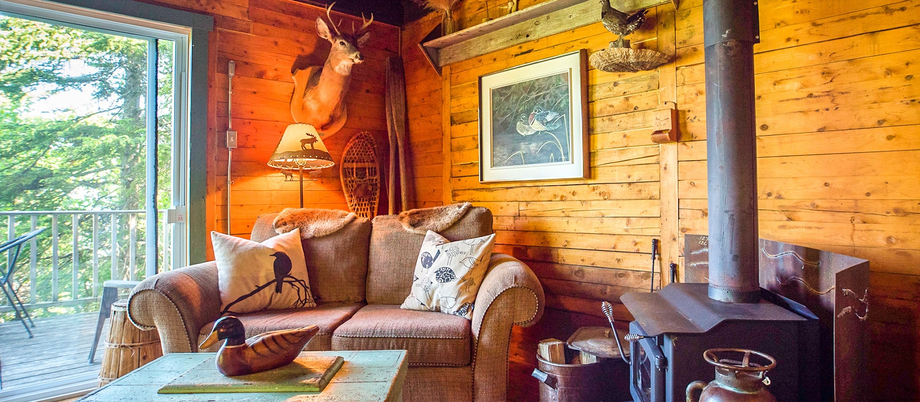 chalet-refuge-vieux-loup-de-mer-rimouski-quebec-le-mag