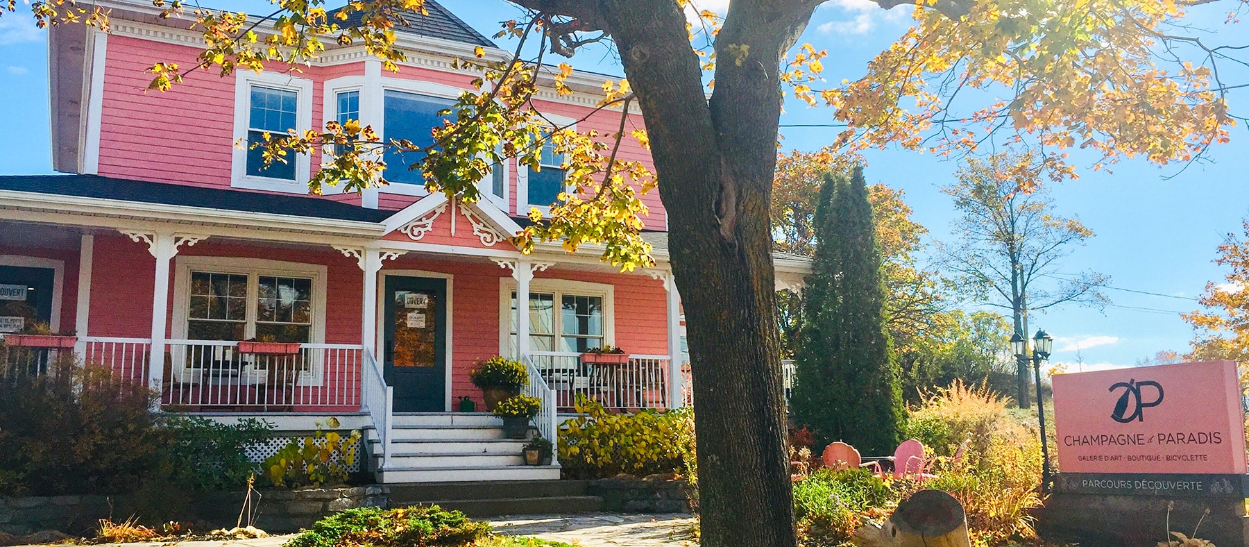galerie-art-champagne-et-paradis-quebec-le-mag