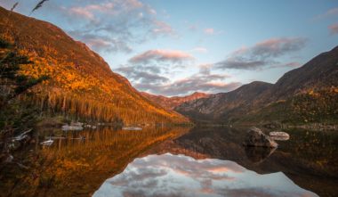 parc-de-la-gaspesie-lac-aux-americains-automne-quebec-le-mag-