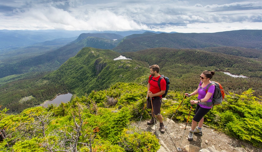 Randonnée sur une Mer de montagne, parc national Gaspésie (Québec, Canada)