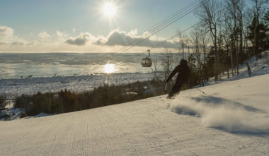 Vue sur le fleuve depuis le Massif de Charlevoix