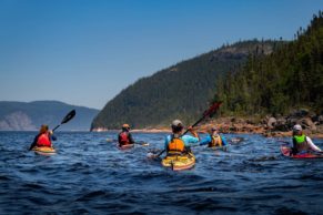 Kayak de mer dans le Fjord du Saguenay - Saguenay-Lac-Saint-Jean Québec - Fjord en Kayak