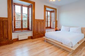 chambre-equipee-loft-vieux-quebec-hébergement-quebec-le-mag