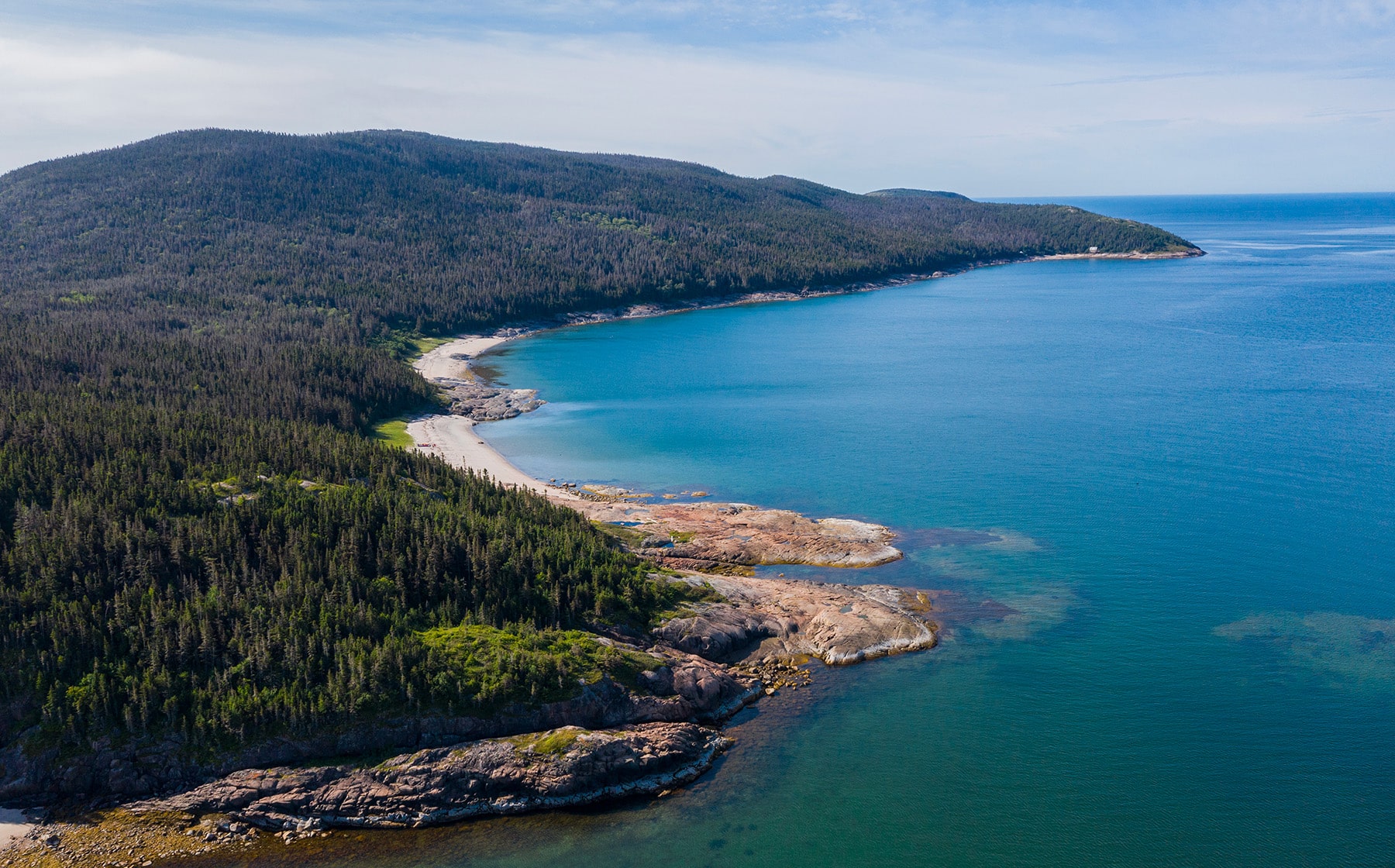 vue-aerienne-archipel-sept-iles-cote-nord-quebec-le-mag