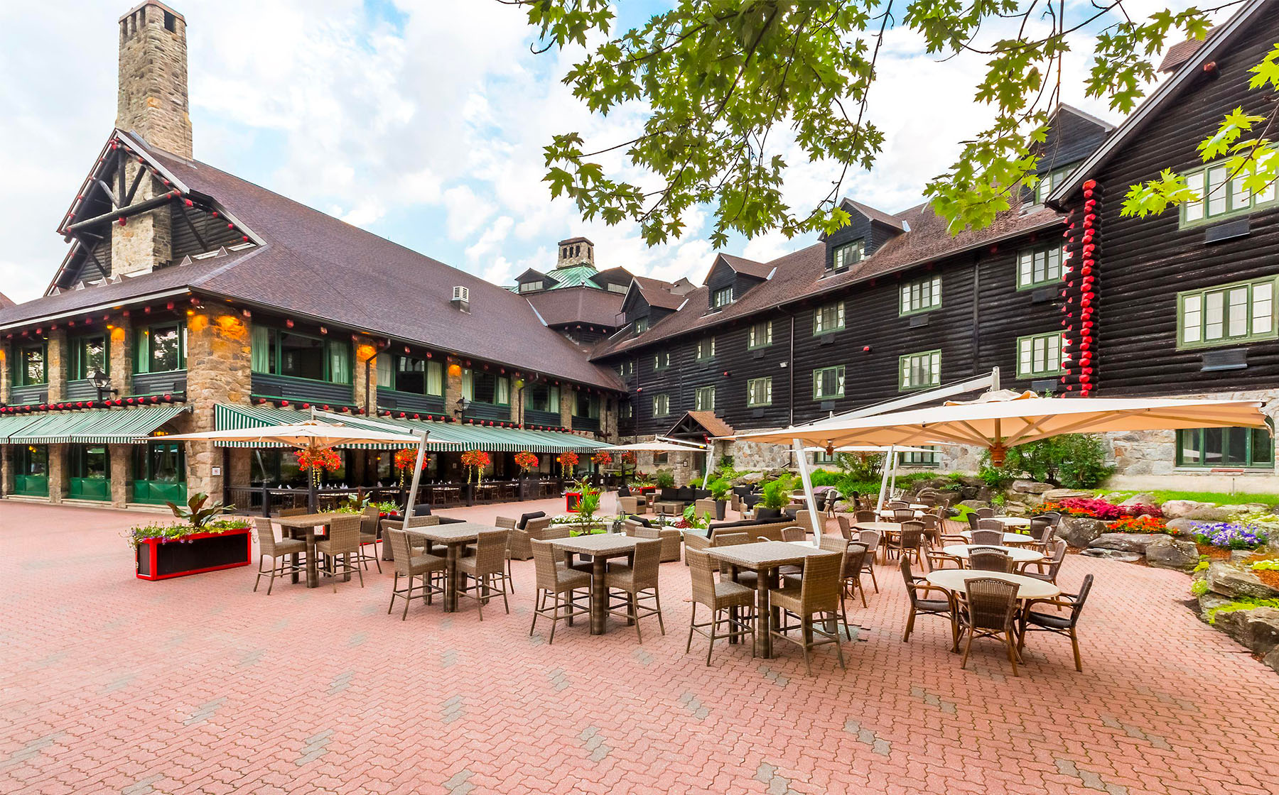 fairmont-montebello-hotel-fairmont-quebec-le-mag