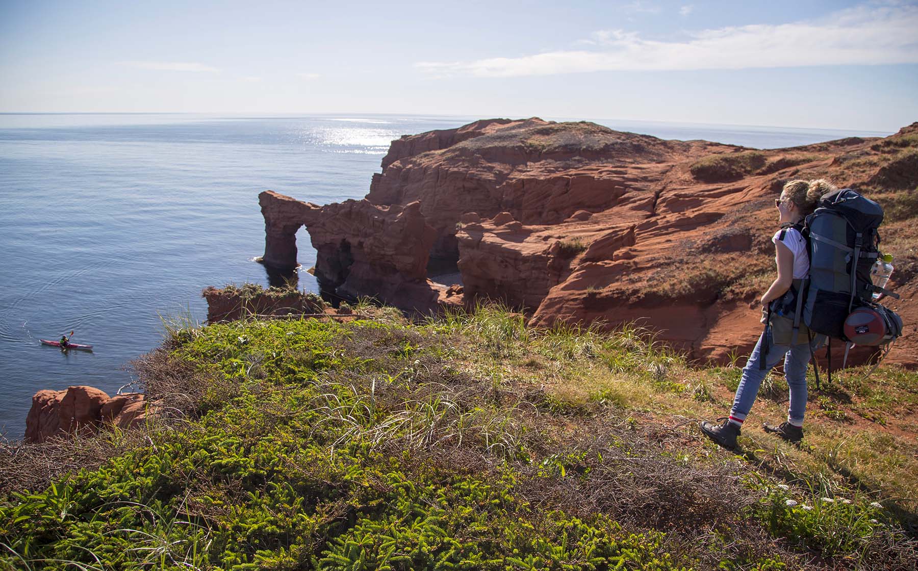 sentier-iles-de-la-madeleine-quebec-le-mag
